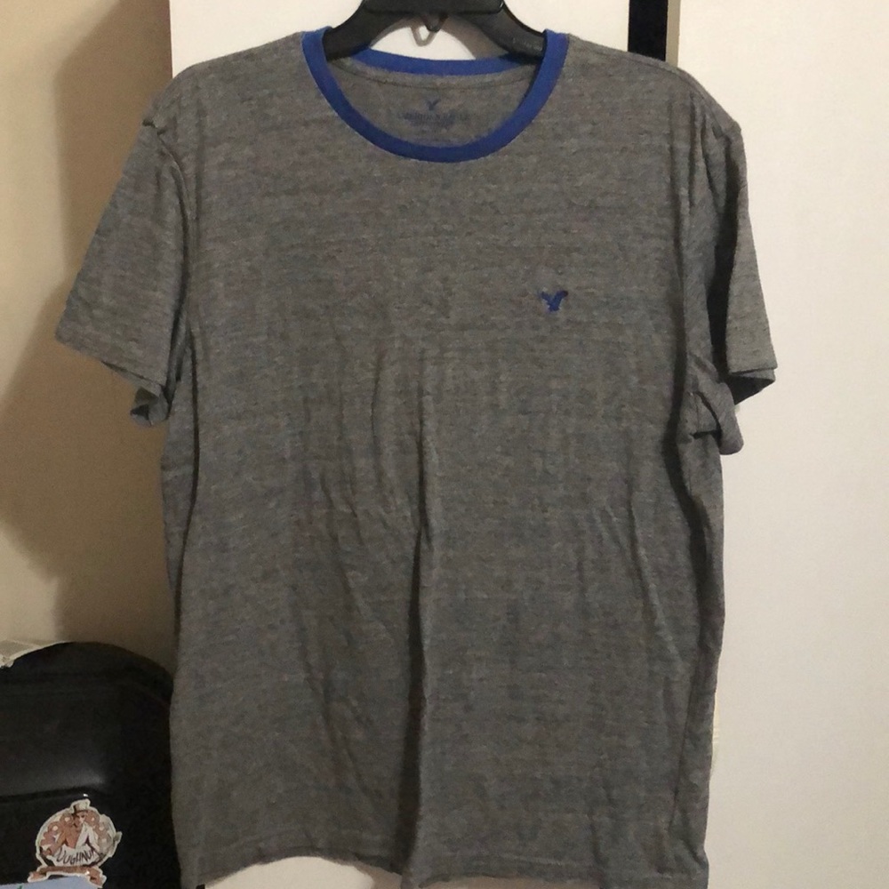 American eagle gray shirt￼